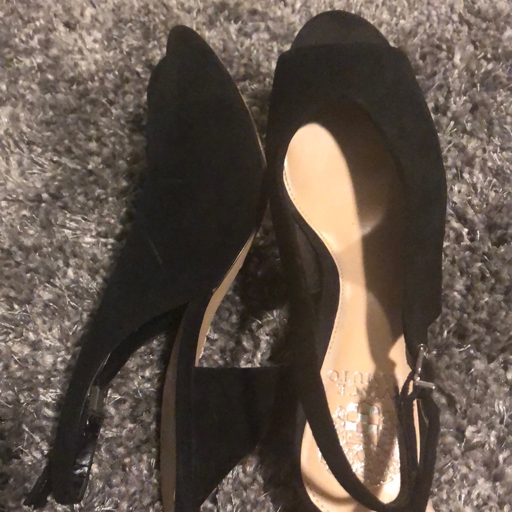 Vince Camuto peep toe sling back heels